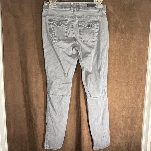 Unionbay Women's Gray Cargo Pants Zip Pockets Slim Fit Casual Utility Size 3 - Picture 3 of 6